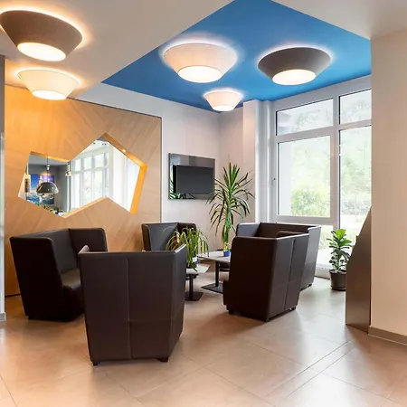 B&B Hotel Stuttgart-Airport/Messe-3